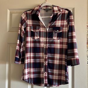 Women’s 3/4 sleeve shirt with flannel pattern